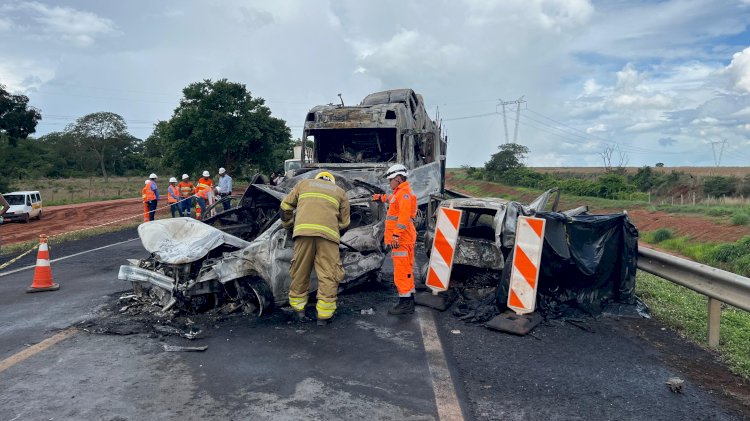 Gravíssimo  Acidente na BR 365 KM 866 Distrito Clevelândia